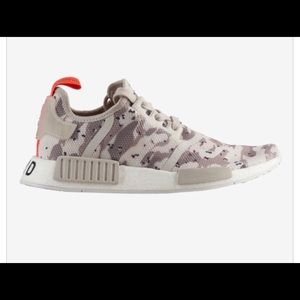 Size 8 women’s adidas